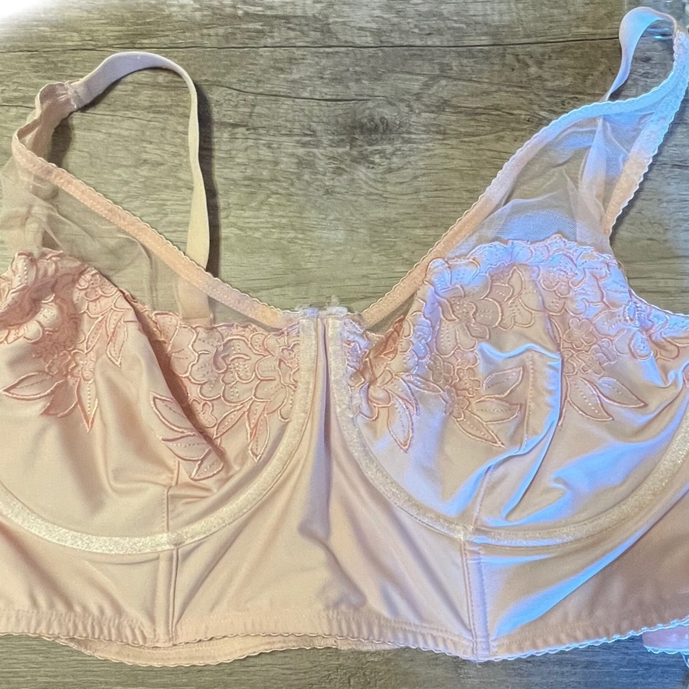 Lace bra